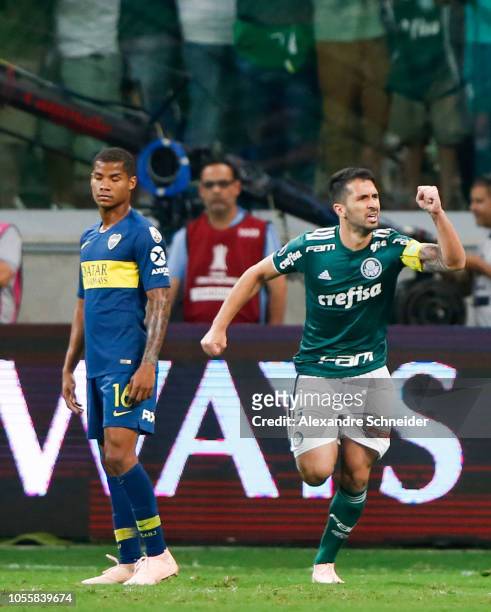 Luan Garcia of Palmeiras celebrates after scoring the equalizer during the match against Boca Juniors for the Copa CONMEBOL Libertadores 2018 at...
