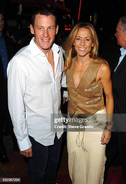 Lance Armstrong and Sheryl Crow during "Meet The Fockers" Los Angeles Premiere - Arrivals at Universal Amphitheatre in Universal City, California,...