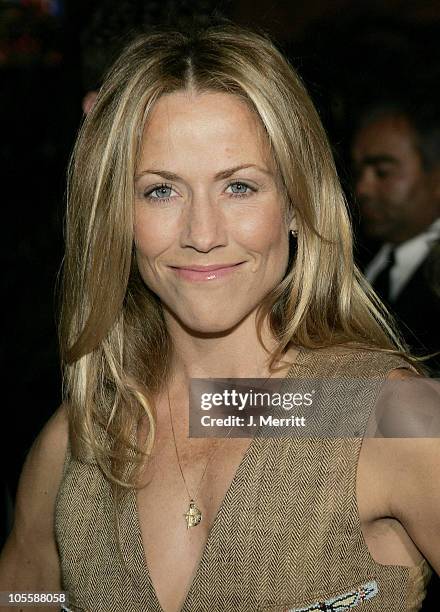 Sheryl Crow during "Meet the Fockers" Los Angeles Premiere at Universal Amphitheatre in Universal City, California, United States.