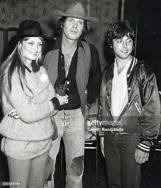 Twiggy, Michael Witney, and guest during Benefit Rock Concert Press Conference - March 22, 1978 at Beverly Hilton Hotel in Beverly Hills, California,...