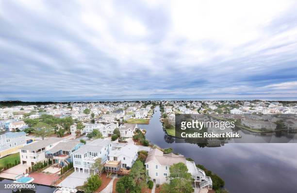 drone view of south bethany beach, delaware - bethany beach stock pictures, royalty-free photos & images