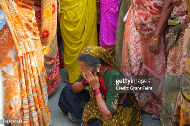 Crying Inid 940 Indian Woman Crying Stock Photos, High-Res Pictures, and Images ...