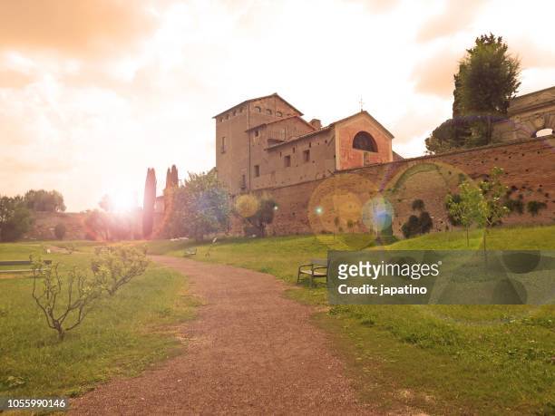 buildings and palaces on the palatine hill - palatine hill stock pictures, royalty-free photos & images