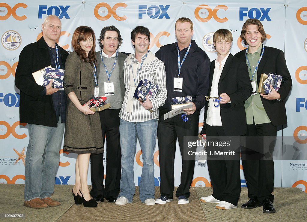 Cast And Producers of Fox Hit "The O.C." Receive Key to Newport Beach