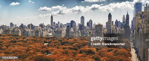 central park in autumn - upper east side manhattan stock pictures, royalty-free photos & images