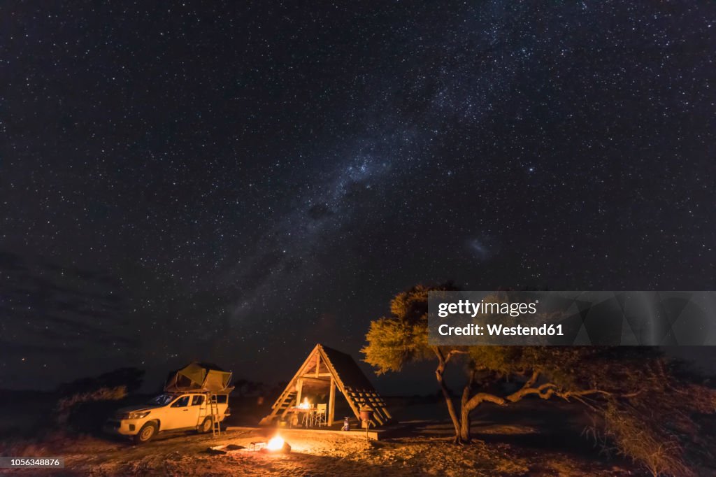 Africa, Botswana, Kgalagadi Transfrontier Park, Mabuasehube Game Reserve, Camping ground under starry sky