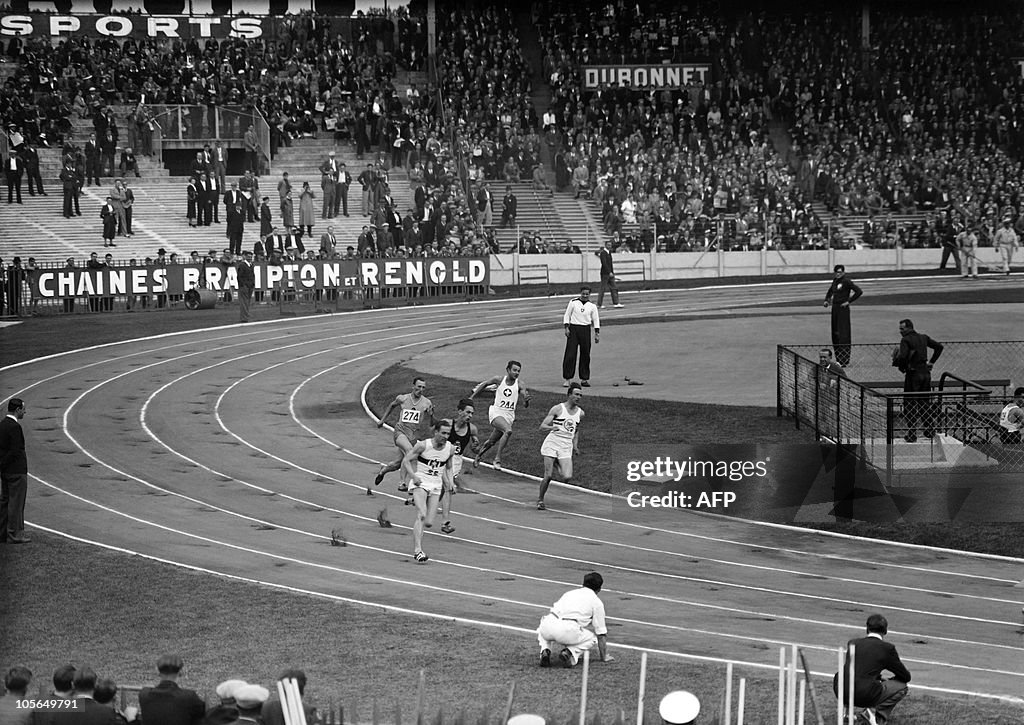 Athletes run on September 03-05, 1938, d