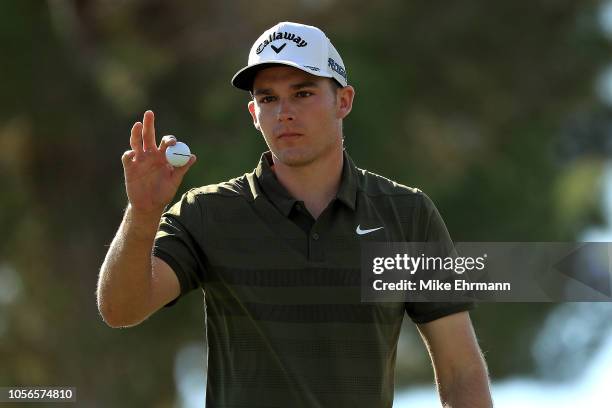 Aaron Wise waves to the crowd on the 9th hole green during the second round of the Shriners Hospitals for Children Open at TPC Summerlin on November...