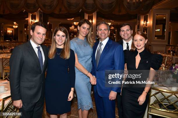 Finer, Carly Weinreb, Ana Laspetkovski, David Weinreb, Zach Weinreb and Jackie Oshry attend Alzheimer's Drug Discovery Foundation's Ninth Annual Fall...