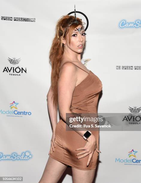 Lauren Phillips attends Dinner With Dani Launch Party at The Mezzanine on November 2, 2018 in New York City.