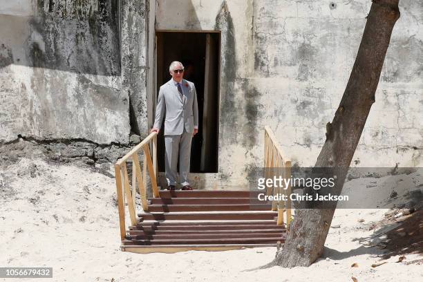 Prince Charles, Prince of Wales arrives for a tour of Christiansborg Castle on November 3, 2018 in Accra, Ghana. Built in the 17th Century,...