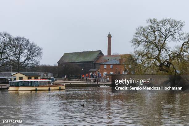 the attic theatre in front of the river avon in stratford-upon-avon, england - stratford upon avon stock pictures, royalty-free photos & images