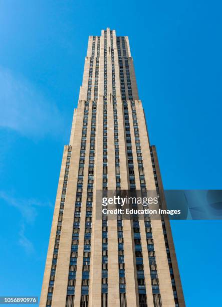 East facade of 30 Rockefeller Plaza, Comcast Building, Rockefeller Center, Manhattan, New York City, USA.