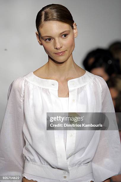 Fabiana Semprebom wearing Charles Nolan Spring 2006