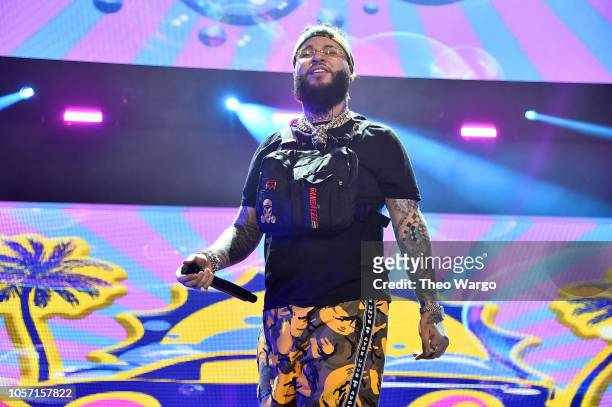 Farruko performs onstage at iHeartRadio Fiesta Latina at AmericanAirlines Arena on November 3, 2018 in Miami, Florida.