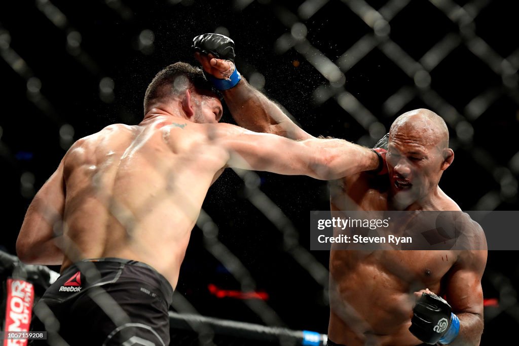 UFC 230 Weidman v Souza