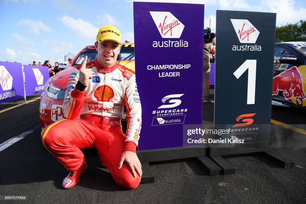 shell v-power racing team scott mclaughlin 'back to... Scott McLaughlin driver of the Shell V-Power Racing Team Ford Falcon ...