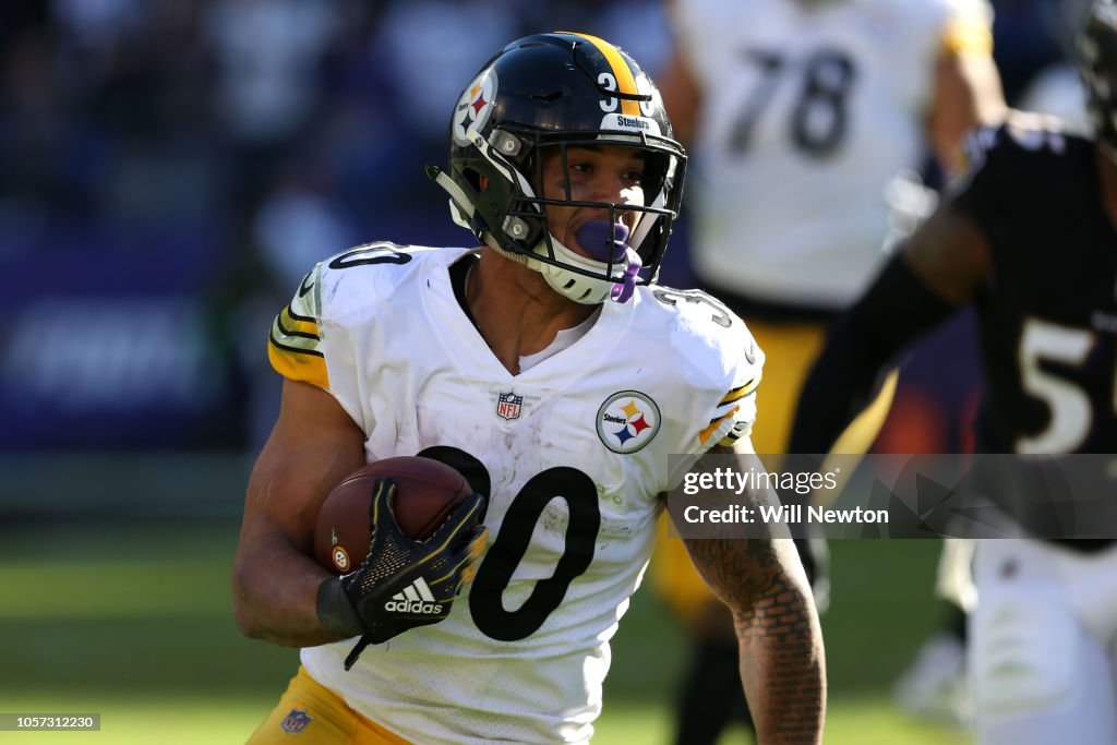Pittsburgh Steelers v Baltimore Ravens