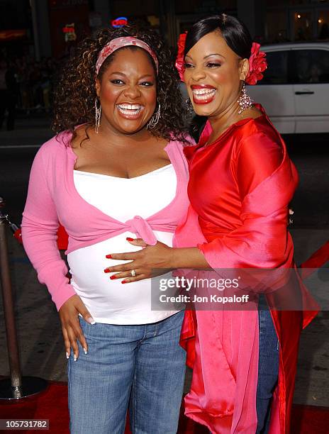 Sherri Shepherd and Niecy Nash during "Guess Who" Los Angeles Premiere - Arrivals at Grauman's Chinese Theater in Hollywood, California, United...