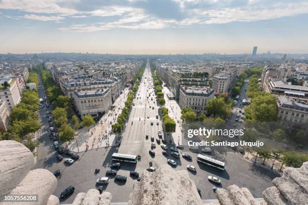 avenue des champs elysees in paris - arc de triomphe aerial view stock pictures, royalty-free photos & images