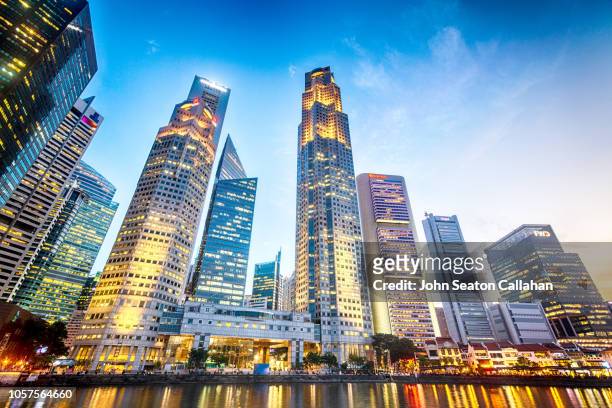 the singapore river at boat quay - singapore stock pictures, royalty-free photos & images