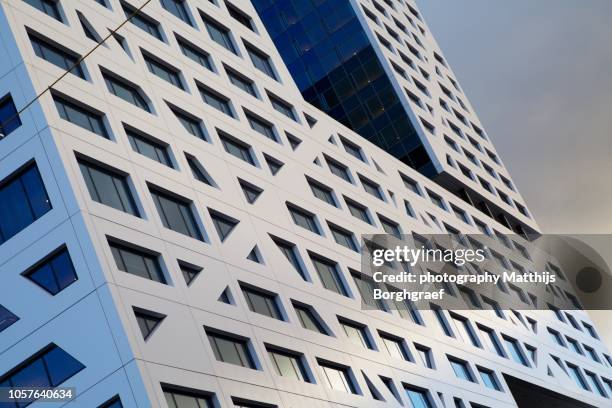 utrecht city hall - matthijs borghgraef fotografías e imágenes de stock