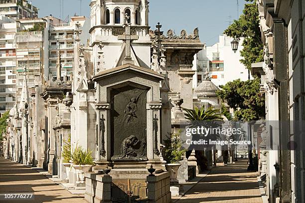 recoleta cemetery, buenos aires, argentina - la recoleta cemetery stock pictures, royalty-free photos & images