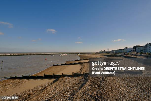 herne bay on the south-east of the thames estuary - herne bay foto e immagini stock