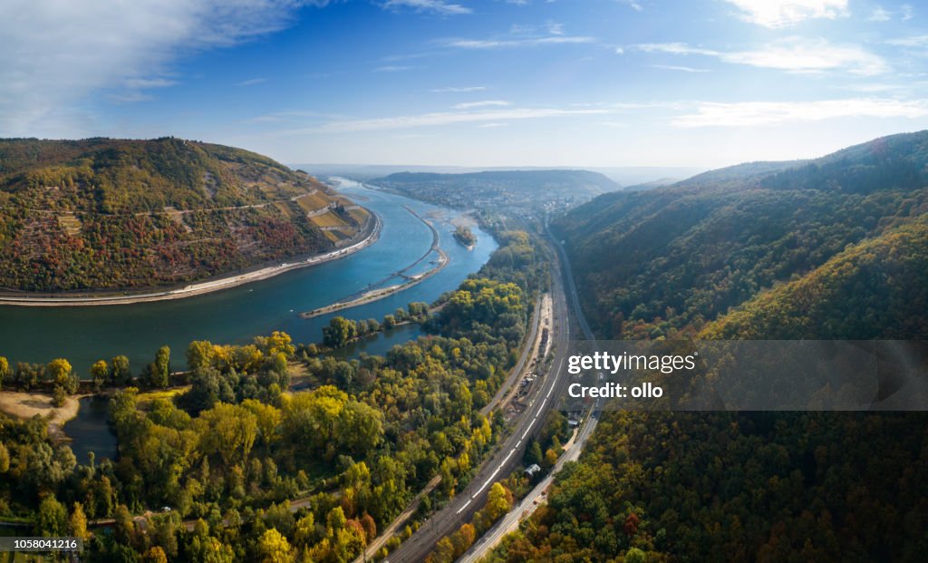 Vistas aéreas de río Rin, Alemania