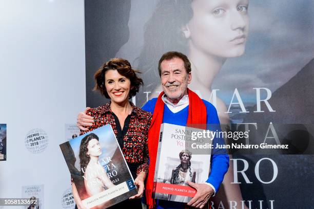 Fernando Sanchez Drago and Ayanta Barilli attend 'Premio Planeta' 2018 press conference at Instituto Cervantes on November 6, 2018 in Madrid, Spain.