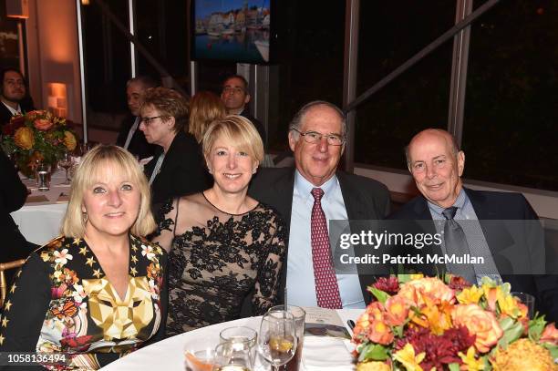 Donna Raggio 62 Buchina Stock Photos, High-Res Pictures, and Images - Getty Images