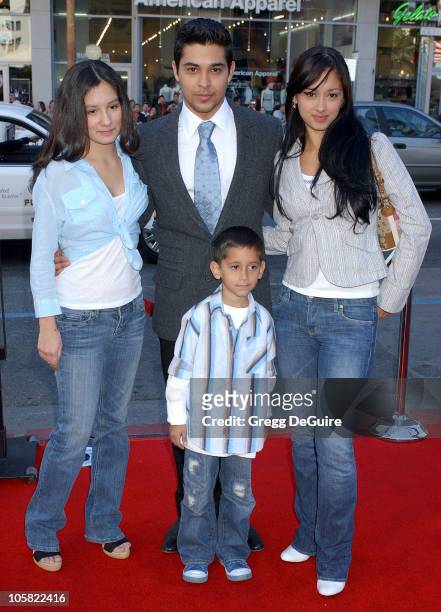 Wilmer Valderrama, brother Christian, sisters Marilyn and Stephanie