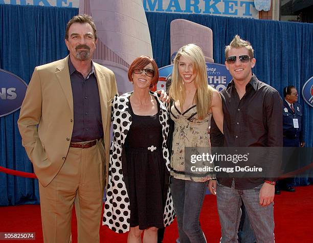 Tom Selleck, Jilly Mack and daughter Hannah during "Meet the Robinsons" Los Angeles Premiere - Arrivals at El Capitan Theater in Hollywood,...