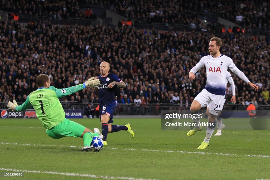 Tottenham Hotspur v PSV - UEFA Champions League Group B