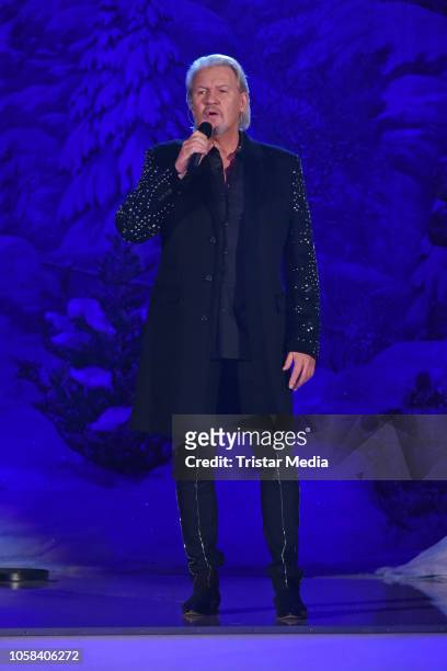 Irish singer Johnny Logan performs the taping of the MDR TV show 'Weihnachten bei uns' at Stadthalle on November 6, 2018 in Zwickau, Germany. The...