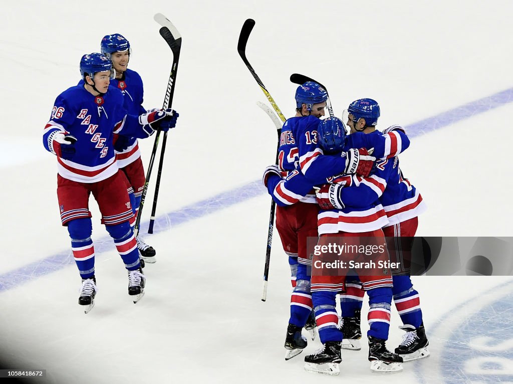 Montreal Canadiens v New York Rangers