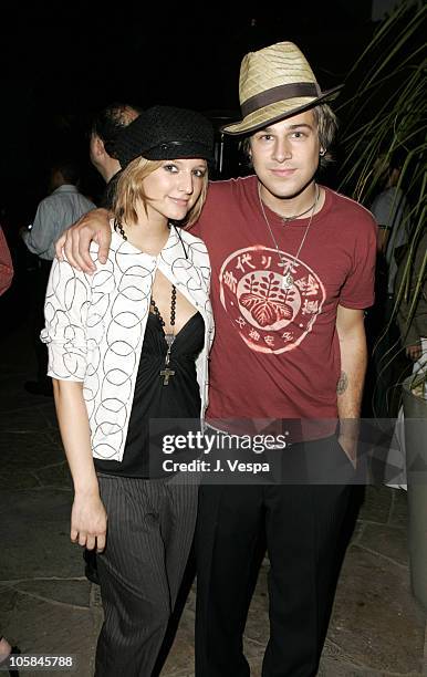 Ashlee Simpson and Ryan Cabrera during E! Entertainment Television's 2005 Summer Splash Event - Inside at Tropicana at The Hollywood Roosevelt Hotel...