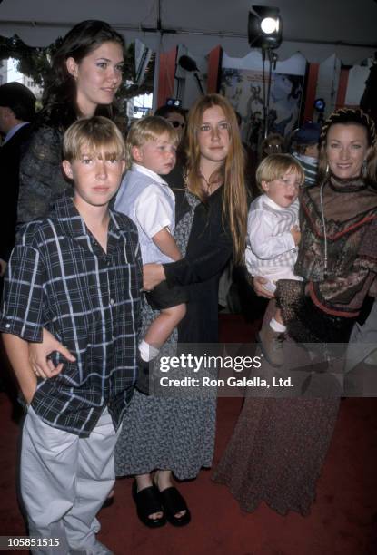 Sean Flynn, Jennifer Flynn, Katherine Flynn, Jane Seymour, and twins Kristopher Keach and John Keach