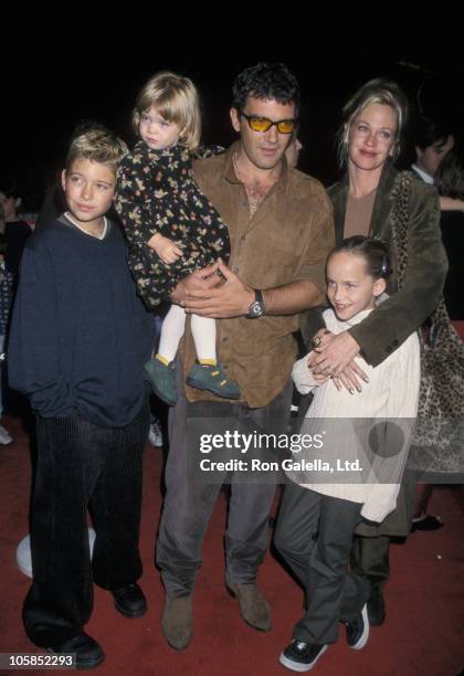 Alexander Bauer, Stella Banderas, Antonio Banderas, Dakota Johnson, and Melanie Griffith