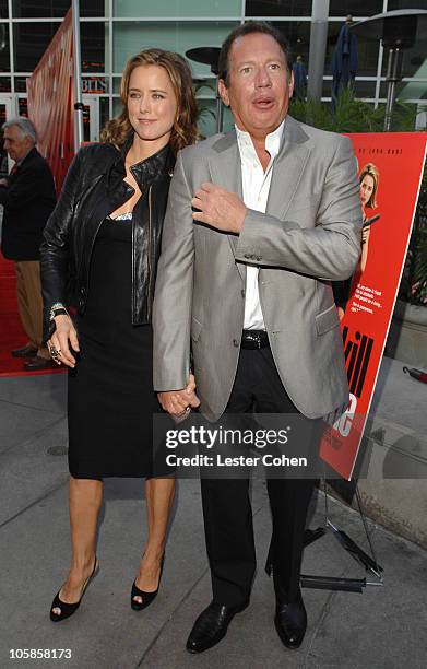 Tea Leoni and Garry Shandling during "You Kill Me" Los Angeles Premiere - Red Carpet at ArcLight Hollywood in Hollywood, California, United States.