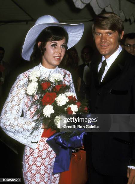 Glen Campbell and wife Billie Jean Nunley during Honor America Day at Washington, D.C. In Washington, D.C., United States.