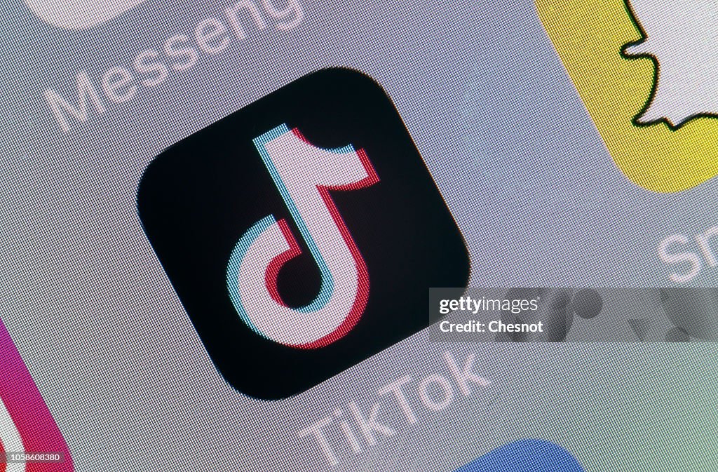 Tik Tok Application: Illustration