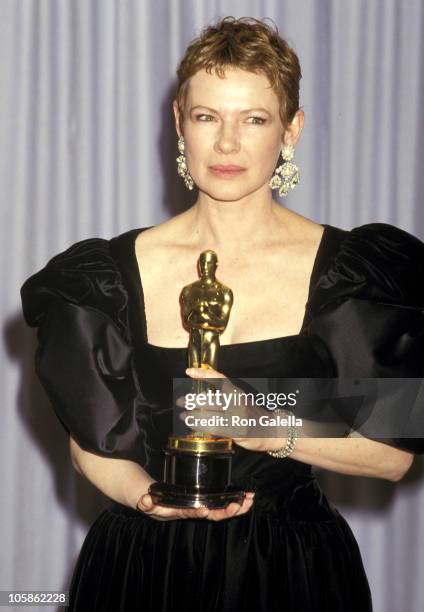 17 Dianne Wiest 1987 Photos High Res Pictures Getty Images 17-dianne-wiest-1987-photos-high-res-pictures-getty-images