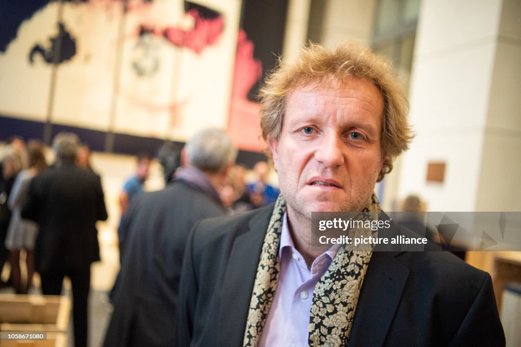 Opening of the exhibition in the Reichstag building