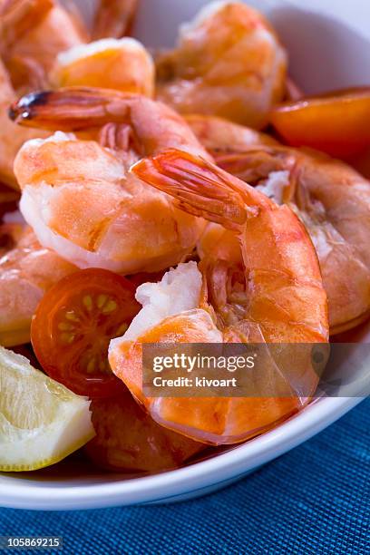 preparada de camarones - preparación de alimentos fotografías e imágenes de stock