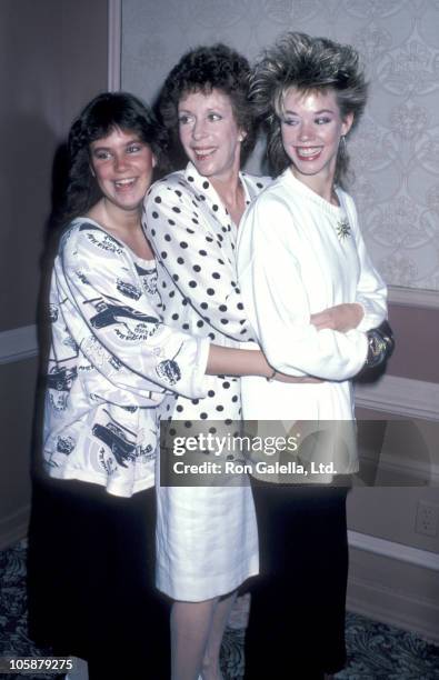 Jody Hamilton, Carol Burnett and Carrie Hamilton during 5th Annual Mother-Daughter Fashion Show - March 27, 1986 at Beverly Hilton Hotel in Beverly...