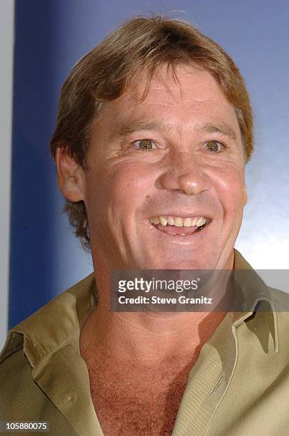 Steve Irwin during G'Day LA: Australia Week 2006 - Penfolds Icon Gala Dinner - Arrivals in Los Angelees, California, United States.