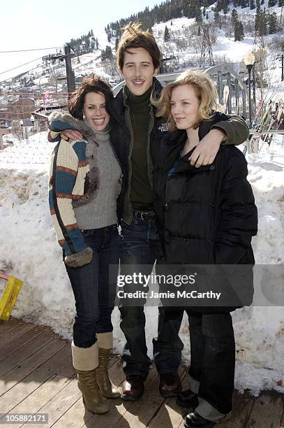 Fairuza Balk, Gabriel Mann and Sarah Polley during 2006 Park City - Cafe Yahoo! and W Hotel Lounge at Village at the Lift - Day 7 at Village at the...