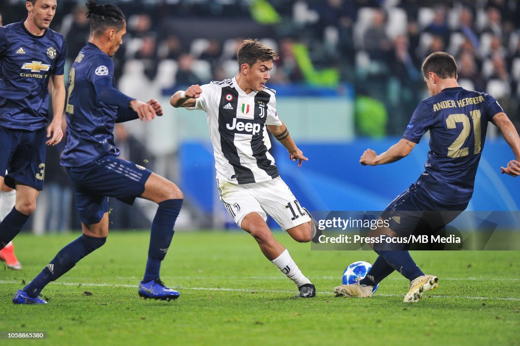 Juventus v Manchester United - UEFA Champions League Group H