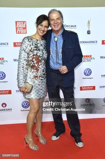 Wolfgang Fierek and Djamila Mendil attend the 'Goldene Bild der Frau' award at Stage Operettenhaus on November 7, 2018 in Hamburg, Germany.